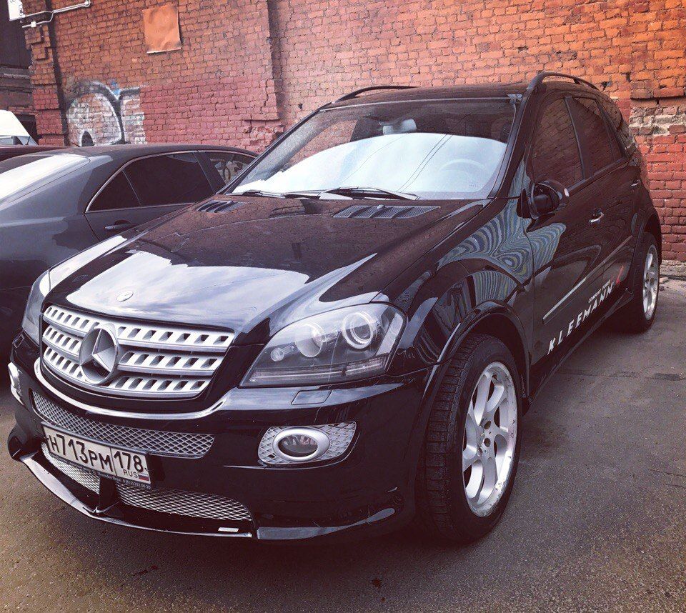 Мл 2007 года. Мерседес мл 2007. Mercedes ml 350 2007. Мерседес мл 2007 года. Mercedes ml 2007 салон.