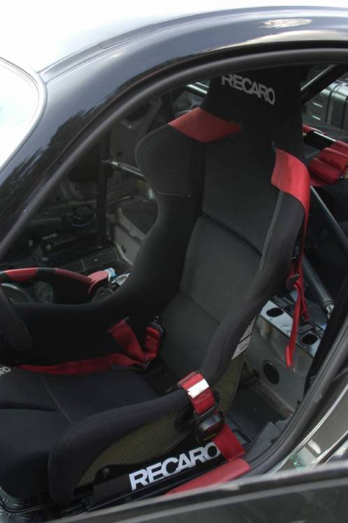 RECARO_seat_in_Gemballa_GTR_600_Evo.jpg